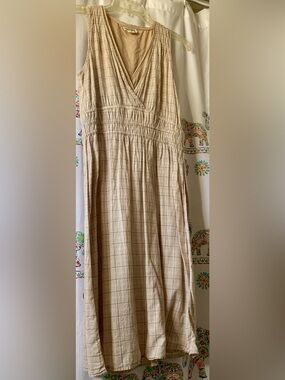 Converse Cream Sleeveless Maxi Dress with V-Neck